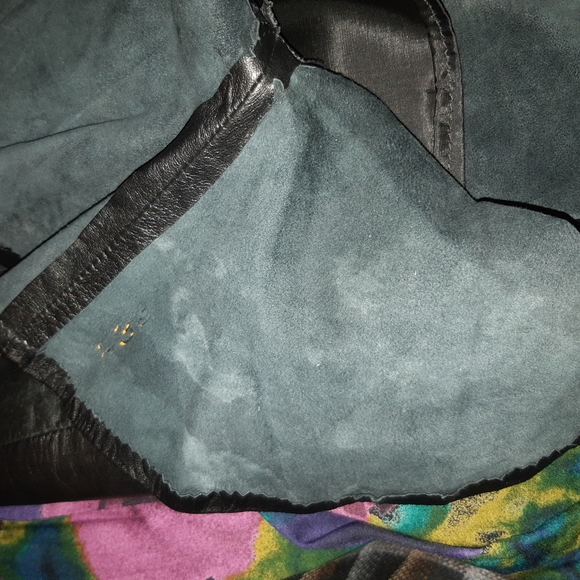 VINTAGE Leather Midi Skirt - Picture 12 of 12